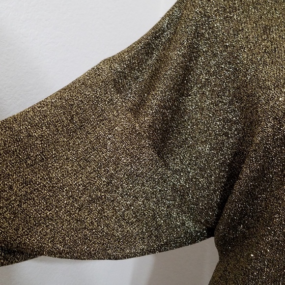 Gold crew neck sweater,dolman type sleeves•sz. lrg - Picture 3 of 8